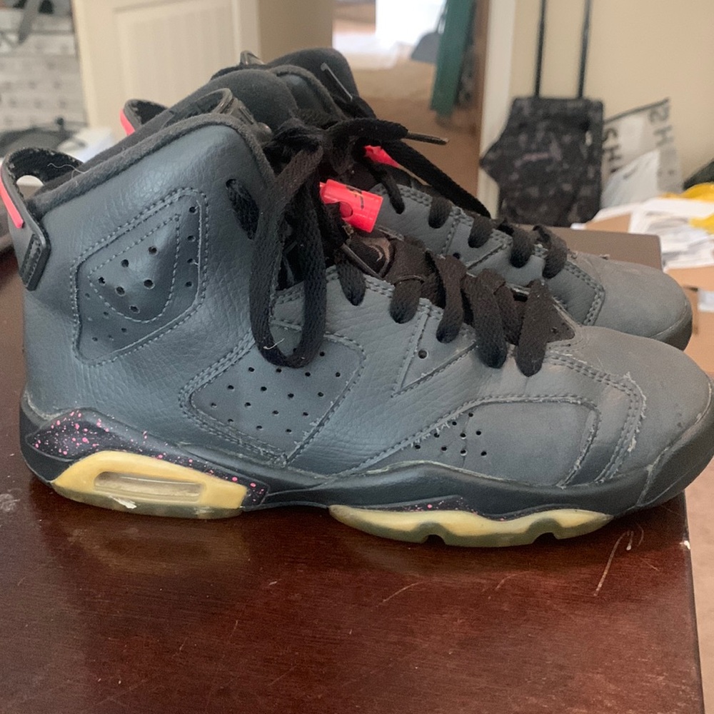 Black Jordan’s cute